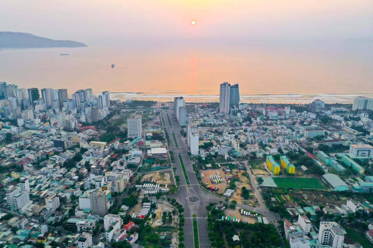 Century Hotel Da Nang Esterno foto